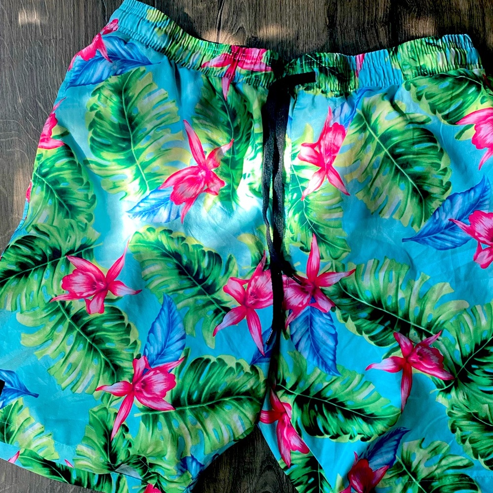 XL tropical pattern swim trunks